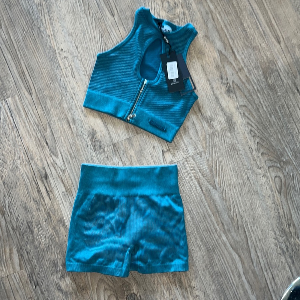 Size small botee set new with tags